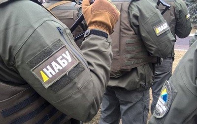 В Киеве НАБУ нагрянуло с обыском в офис корпорации Богдан Моторс