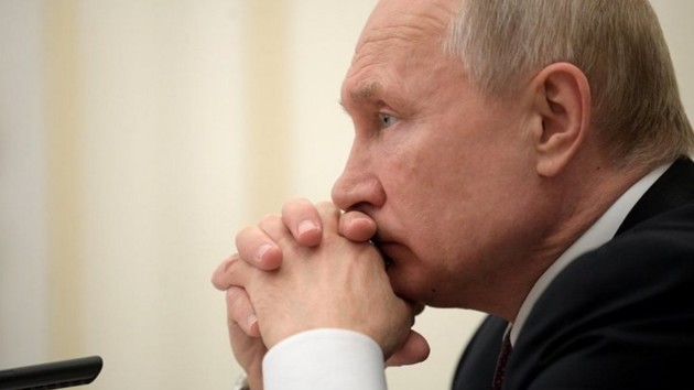 Российская элита играет в «музыкальные стулья»: западные СМИ рассказали о страхе Путина