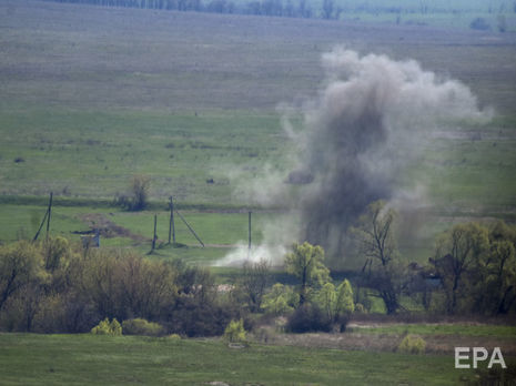 Война на Донбассе. Боевики обстреливают позиции ООС из гранатометов, пулеметов и стрелкового оружия