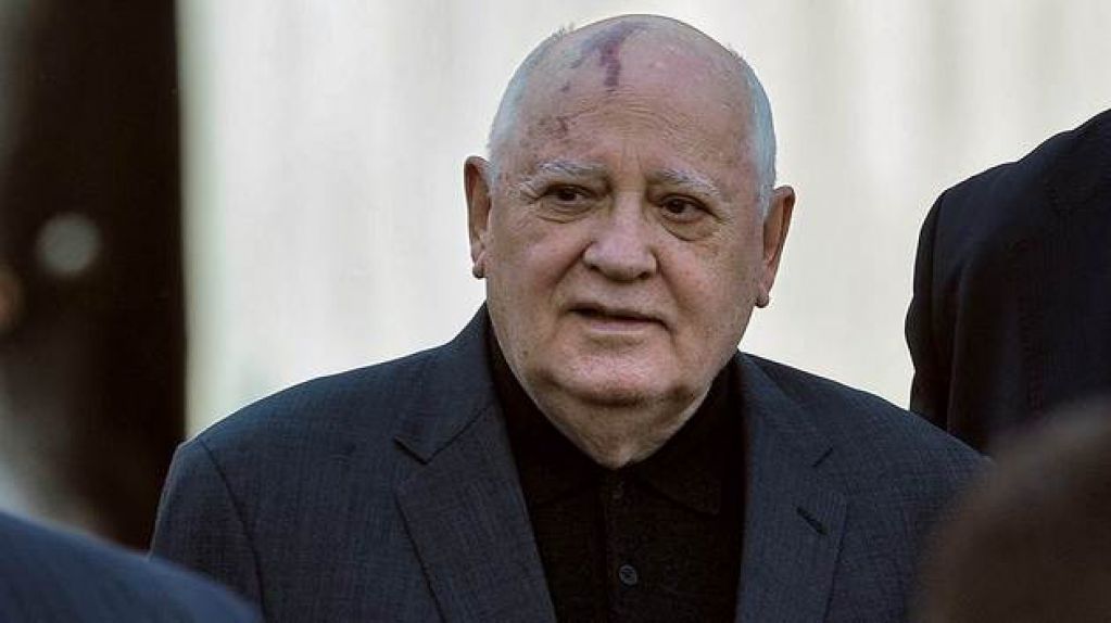 Горбачев на грани: врачи делают все возможное, чтобы спасти