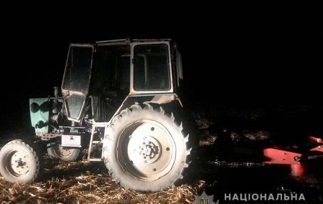 В Черновецкой области пятилетняя девочка угодила под колеса трактора