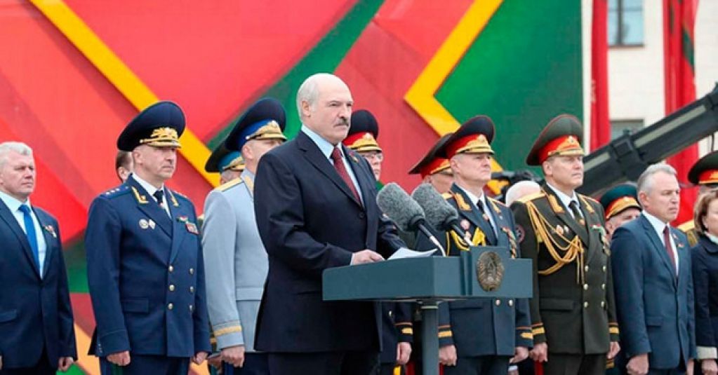 До смерти напуганный Лукашенко готов на крайние меры
