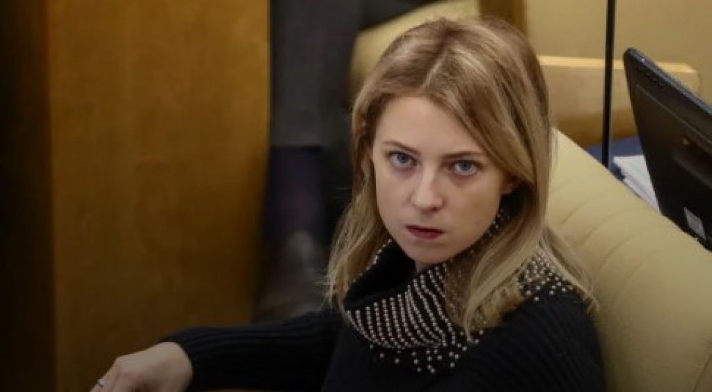 "Садится на кровать..." Поклонская рассказала о своем ночном приключении