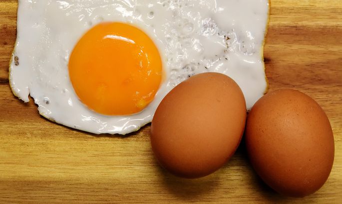 Названы продукты, которые нельзя есть вместе с яйцами
