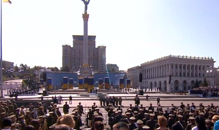 Такого не делал ни один президент: как Зеленский отдал дань памяти героям Украины