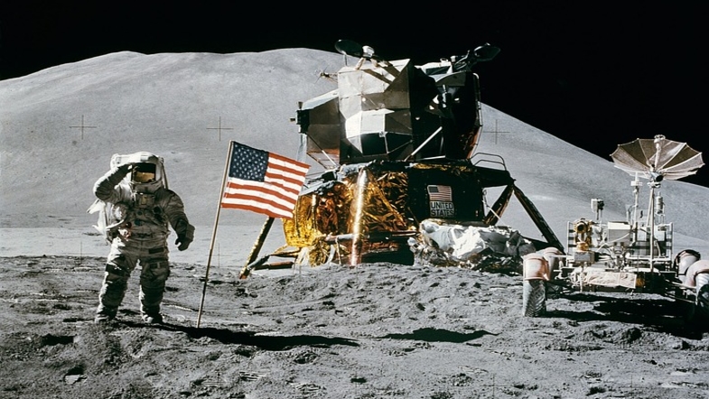 NASA расследует преступление, связанное с космосом и лесбиянками