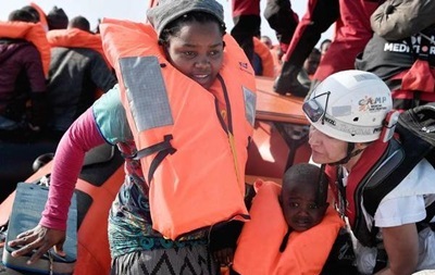 У берегов Ливии ко дну пошло пассажирское судно: погибли около 40 человек 