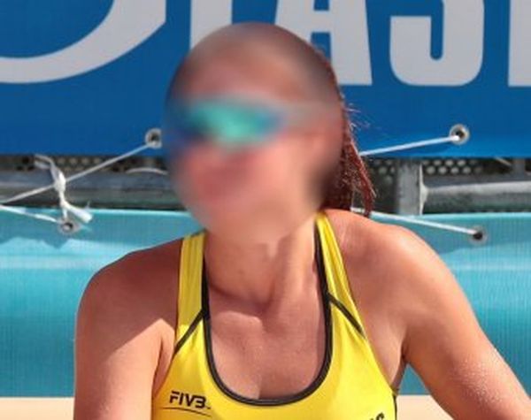 В Сеть попало видео с изнасилованной российскими копами 17-летней волейболисткой
