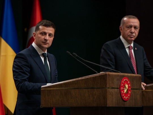 Зеленский в беседе с Эрдоганом обсудил усиление сотрудничества стран