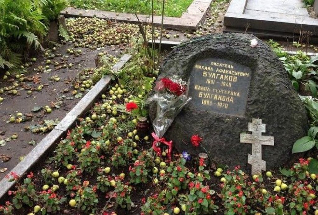 В Сеть выложили тайное завещание Михаила Булгакова
