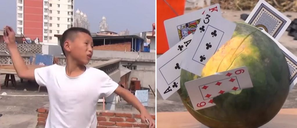 Мальчик из Китая превратил игральные карты в опасное оружие. ВИДЕО
