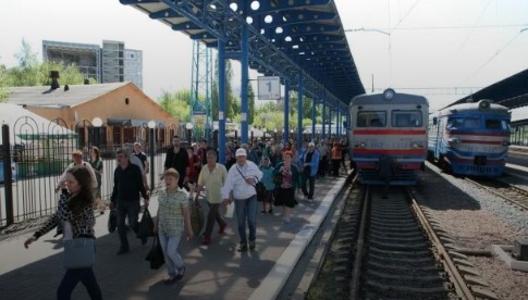 "К пассажирам, как к г*вну": Укрзализныця отличилась новым скандалом