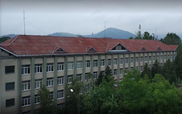 Массовое отравление школьников в Мукачево: пострадали семь человек