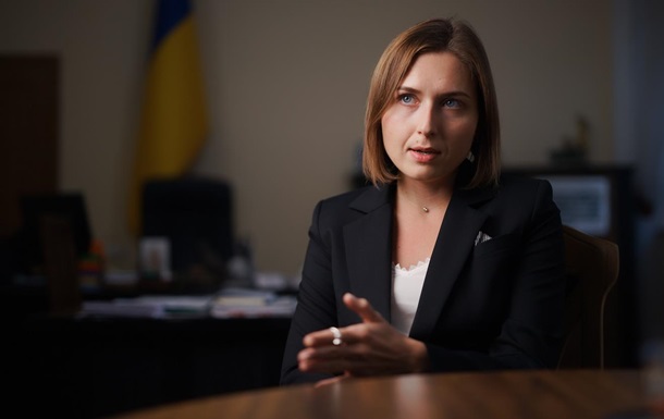 Минобразования: В Украине зарплата тракториста больше, чем у министра