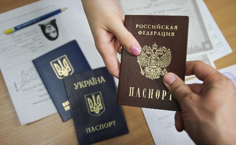 В Германии прокомментировали «выдачу виз» жителям ОРДЛО с паспортами РФ