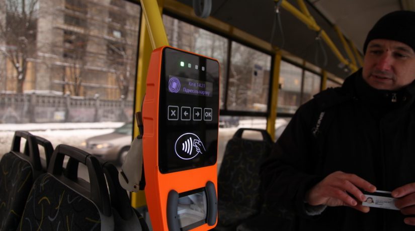 Киевский общественный транспорт полностью переходит на Е-билет