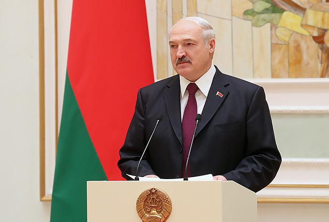 Лукашенко готов ввести миротворцев на Донбасс: заявление