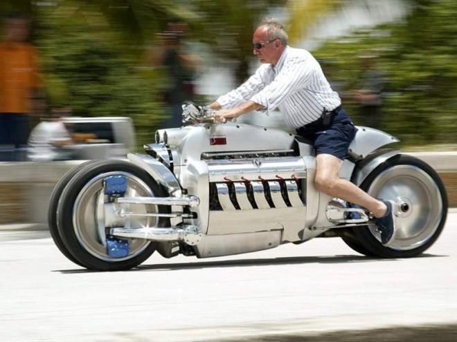 В Сети показали самый быстрый в мире мотоцикл. ВИДЕО