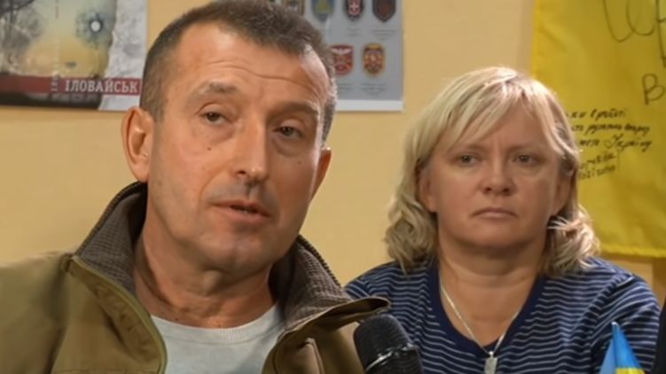 "Волонтер" из Донбасса, выступивший против отвода ВСУ, оказался верным соратником Порошенко