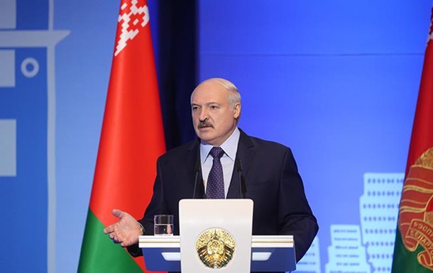 Лукашенко: Украину «подарили» американцам и НАТО
