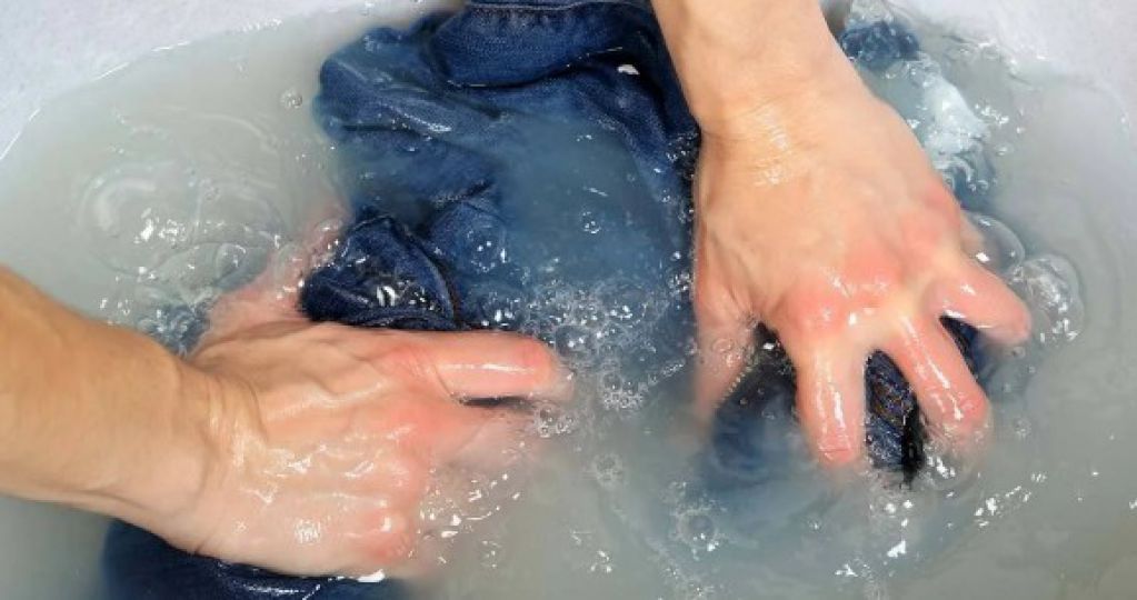 Серьезные ошибки при стирке джинсов, которые совершают многие
