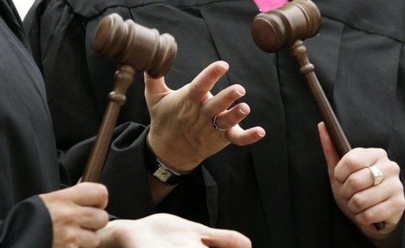 Рада согласилась сократить количество судей Верховного Суда