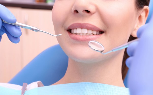 Стоматологи назвали самый вредный овощ для зубов