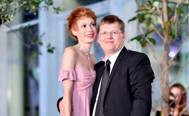 Невеста Розенко Кристина Лебедь шокировала своих фанатов пляжными ФОТО