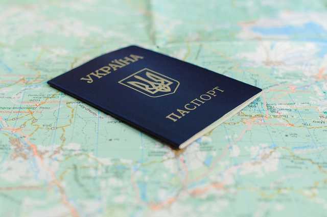 Чому українцям сьогодні треба забути про подвійне громадянство