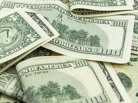 Недолго доллар резвился в украинских обменниках: свежий курс валют