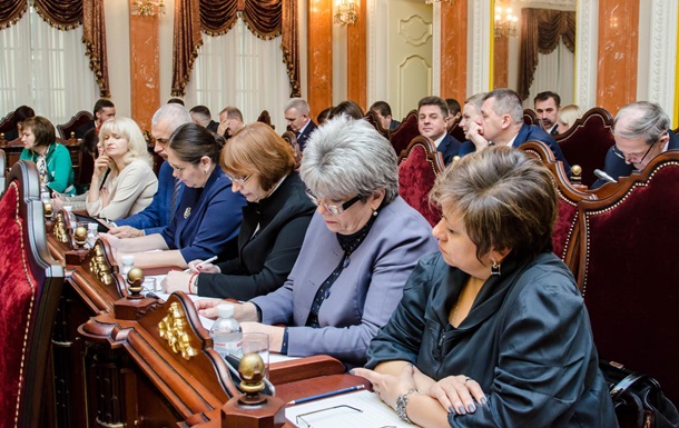 Верховный суд просит, чтобы Зеленский наложил вето на закон о судебной реформе