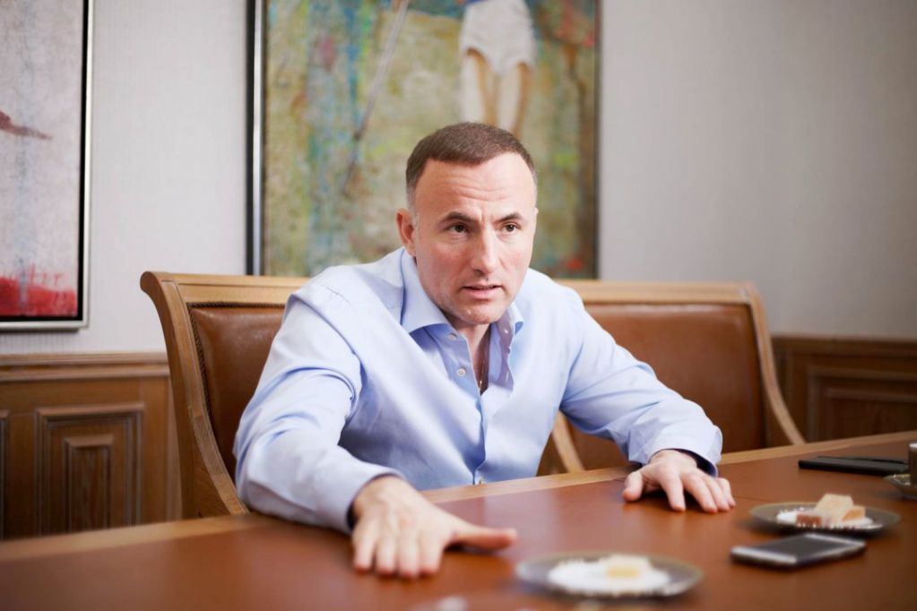 Заставит ли английский суд олигарха Павла Фукса раскрыть причастность к деньгам Януковича?