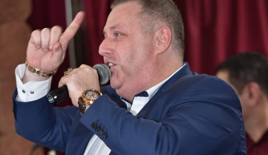 Секта «Папаруліт-2»: шахраї в ДБР. Мета – захопити владу