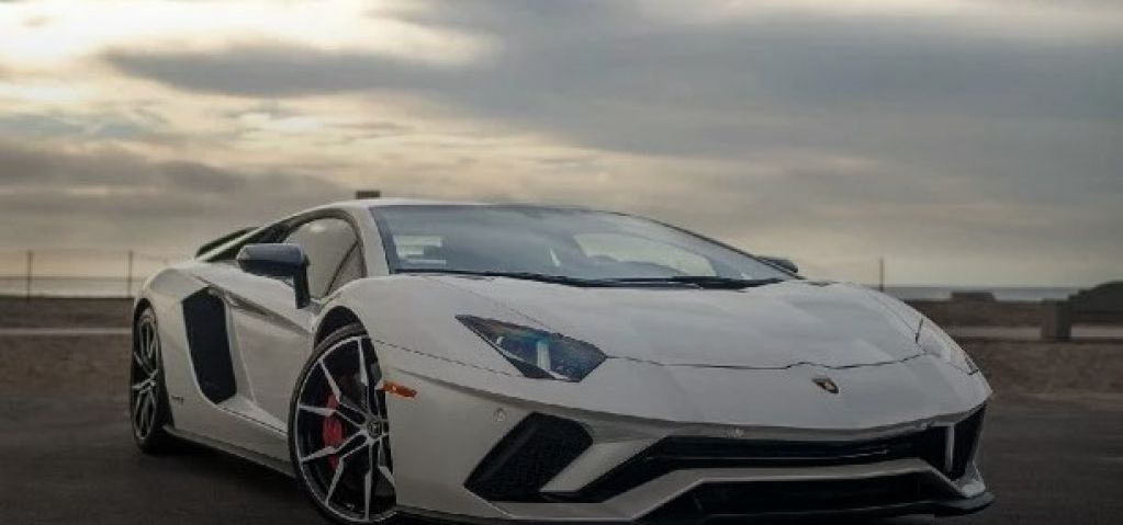 Из легендарного "ВАЗ-2106" сделали Lamborghini, в сеть слили ФОТО