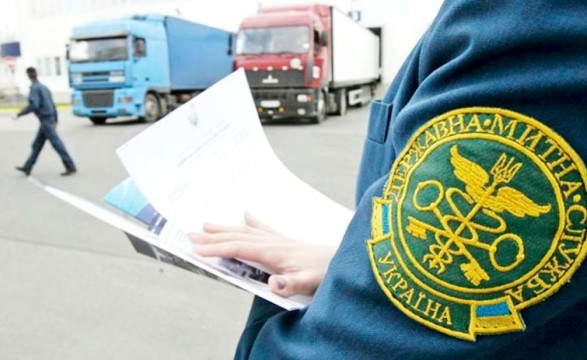 Львовского таможенника уличили в хищении более 2,5 млн грн