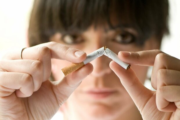 В Украине планируют запретить «дамские» сигареты