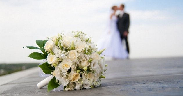 "Худшие пять минут в жизни жениха": шафер заставил невесту краснеть на свадьбе