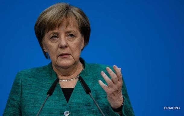 Меркель могут свергнуть? Тысячи немцев вышли на акцию протеста