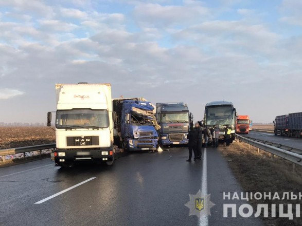 Полиция открыла два уголовных производства по масштабному ДТП на Одесской трассе