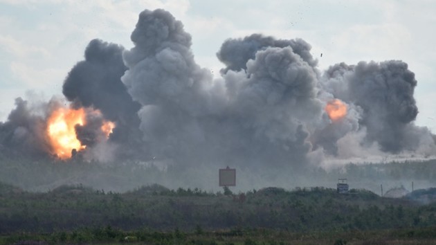 Страшный взрыв на Донбассе: оккупанты умудрились уничтожить собственный склад боеприпасов
