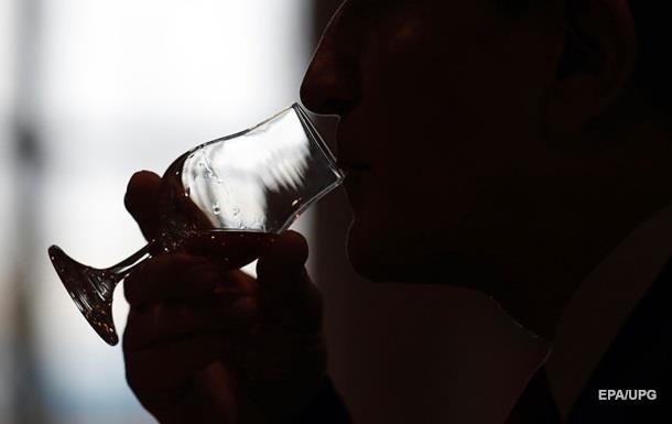 Не пейте хотя бы два дня в неделю: ученые назвали безопасную дозу алкоголя 