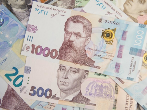 Госстат: Долги по зарплатам в Украине существенно выросли