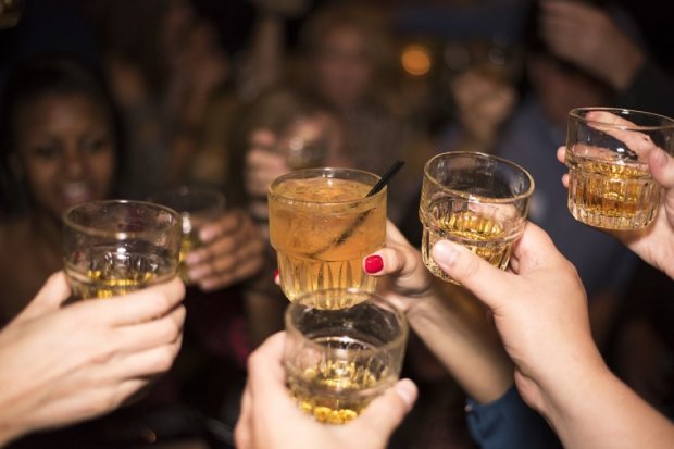 Вот сколько мужчинам и женщинам можно спиртного без вреда для здоровья