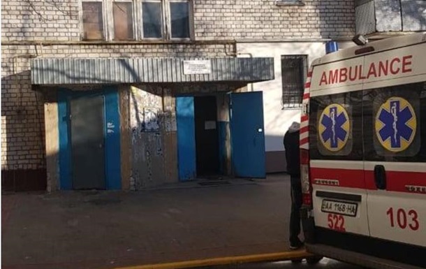 На Киевщине при взрыве в многоэтажке погиб мужчина