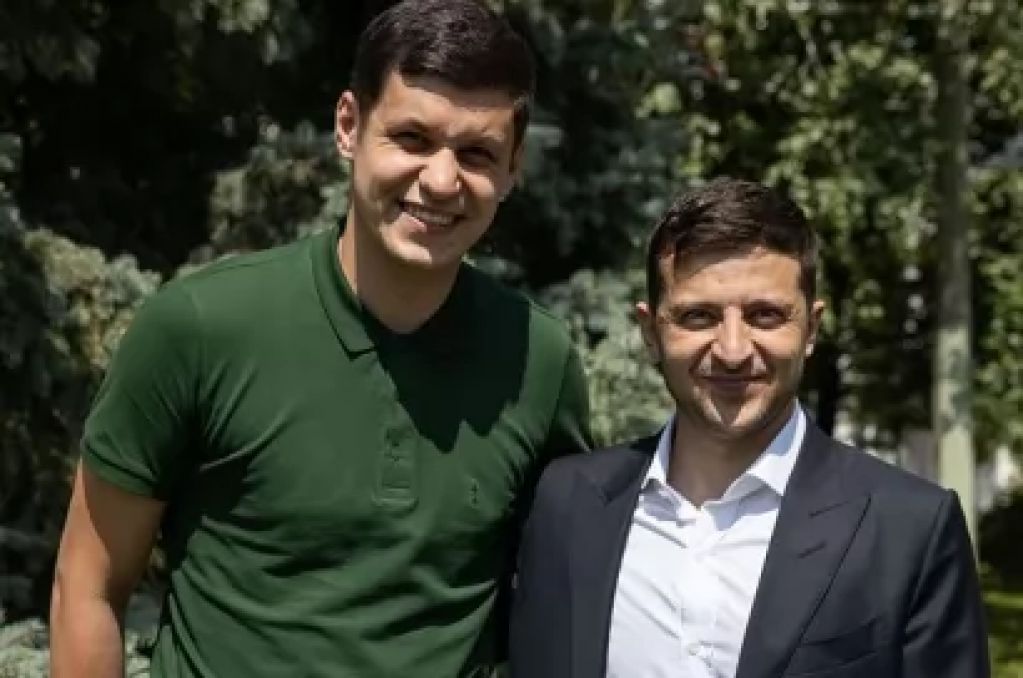 Богдан Яременко или Роман Грищук – кто больше подставляет Зеленского?