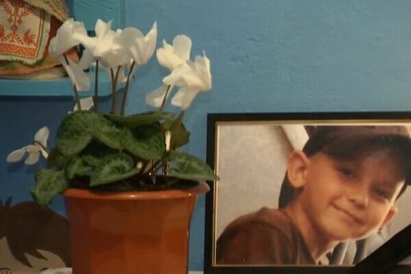Ребенок умер, отравившись корнем растения, растущего в Украине. ВИДЕО