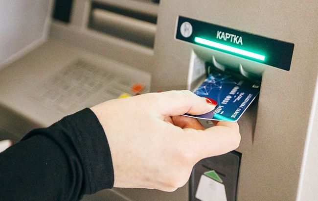 Правила для банковских карт поменялись: что надо знать украинцам