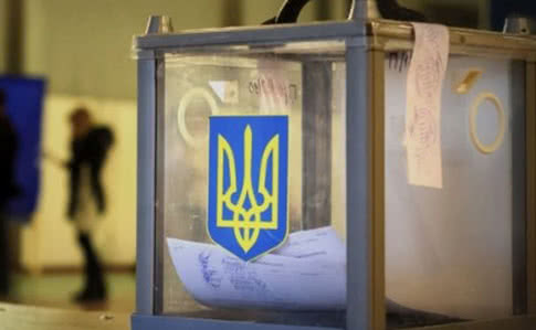Украинцы пережили еще одни выборы: интересные цифры от ЦИК