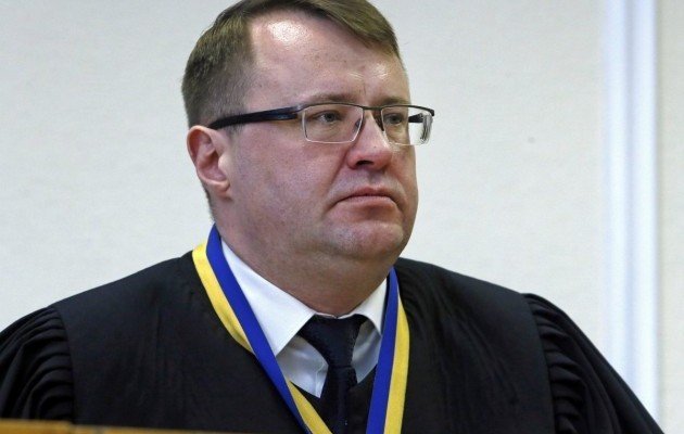 СМИ: Судья Белоцерковец спит с несовершеннолетними - Демократична сокира