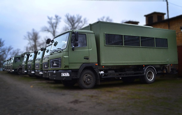 Украинских силовиков обеспечили новыми отечественными автобусами